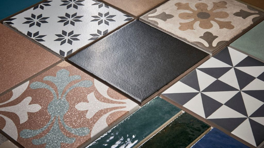 tegels met motief verschillende soorten