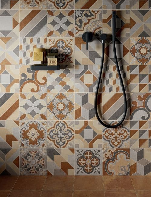 tegels-met-motief-douchewand